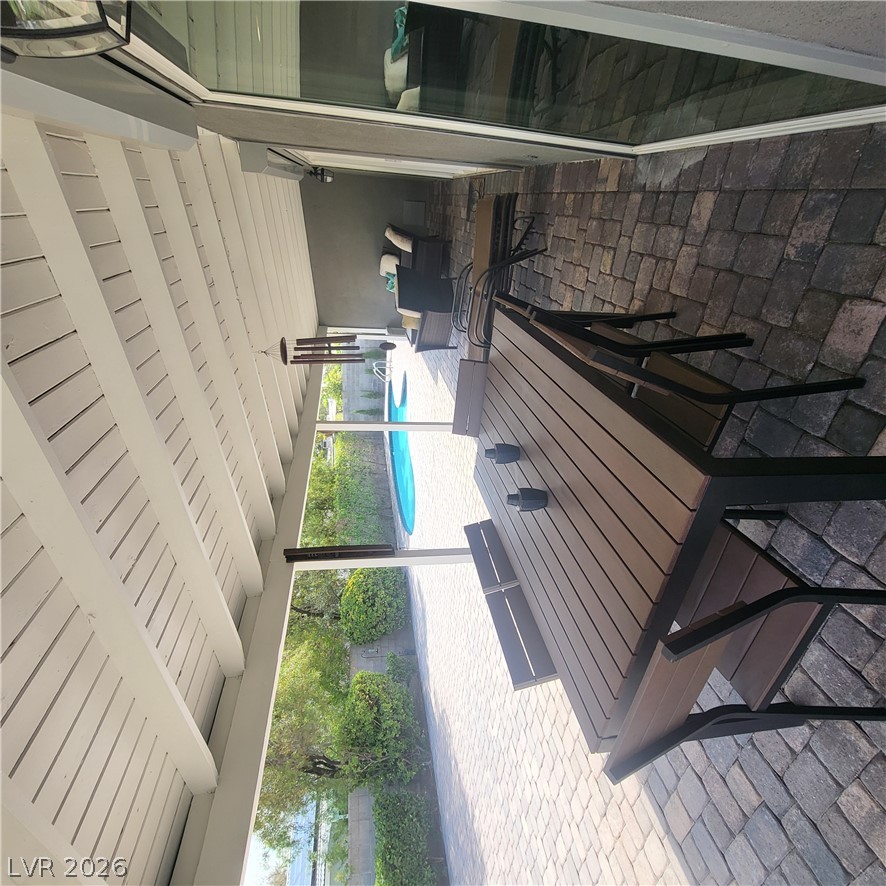 Photo 33 of 38, 2917 Colanthe Avenue