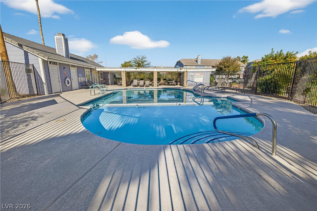 Photo 17 of 19, 5330 Rod Court #102