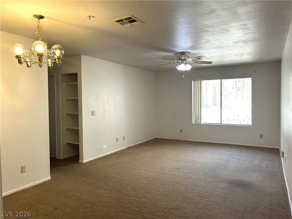 Photo 6 of 15, 2032 Mesquite Lane #101