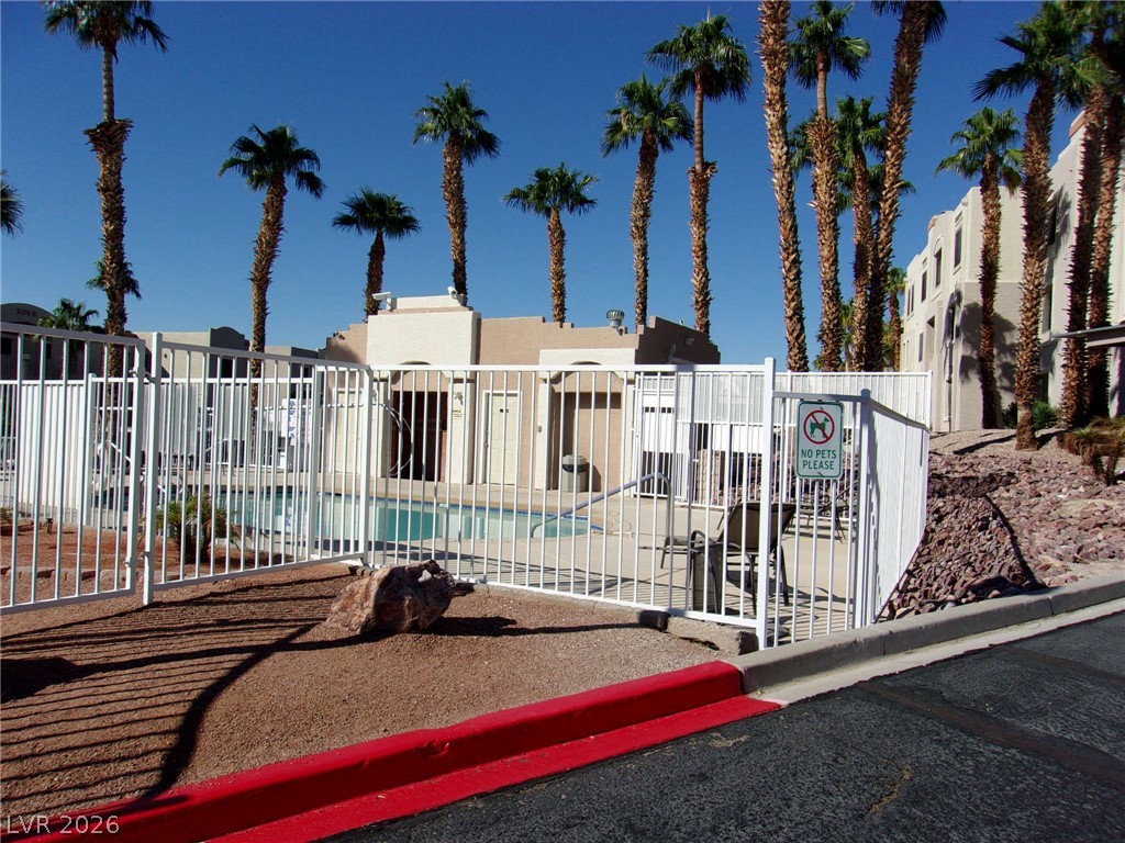 Photo 15 of 15, 2032 Mesquite Lane #101