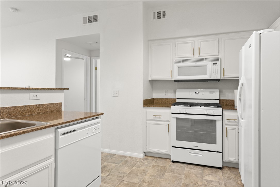 Photo 8 of 41, 10550 W Alexander Road #1025