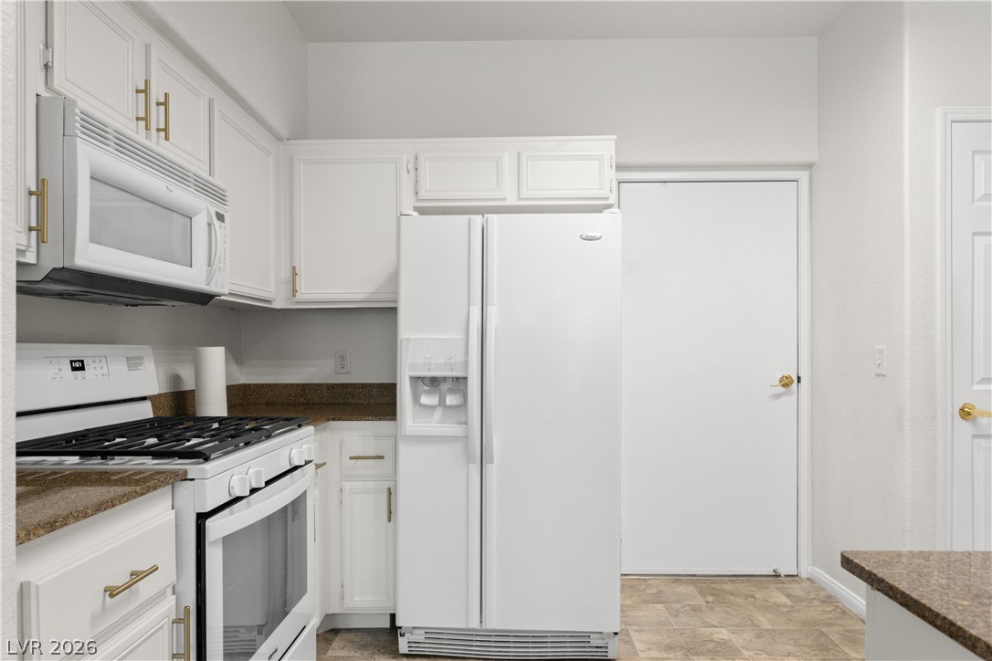 Photo 11 of 41, 10550 W Alexander Road #1025
