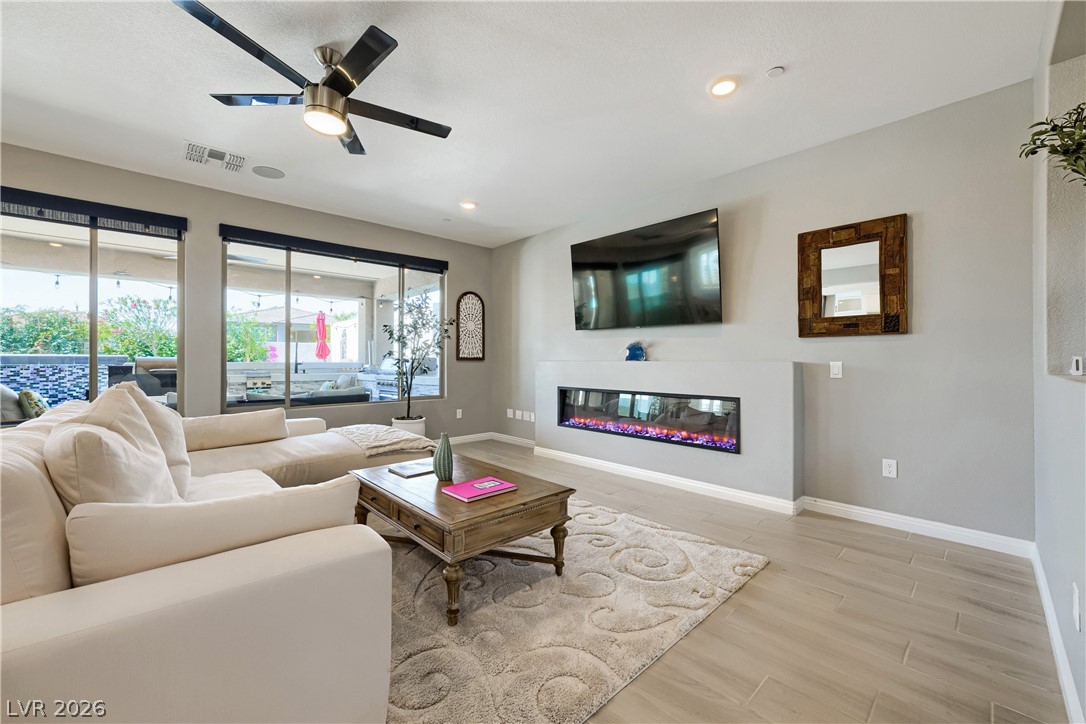 Photo 7 of 25, 12439 Iron Bluff Avenue