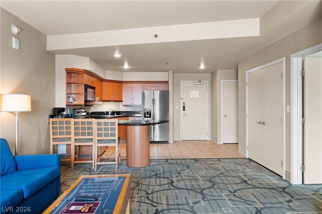 Photo 17 of 50, 211 E Flamingo Road #1411