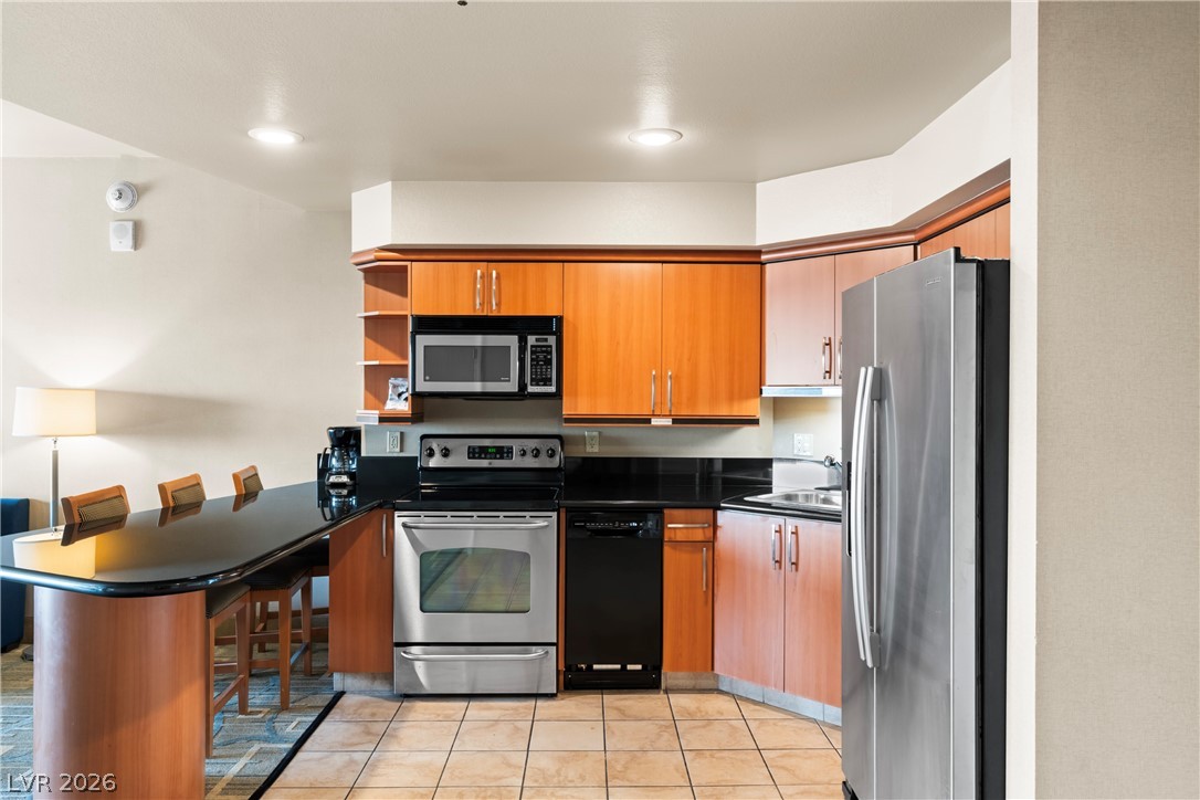 Photo 6 of 50, 211 E Flamingo Road #1411