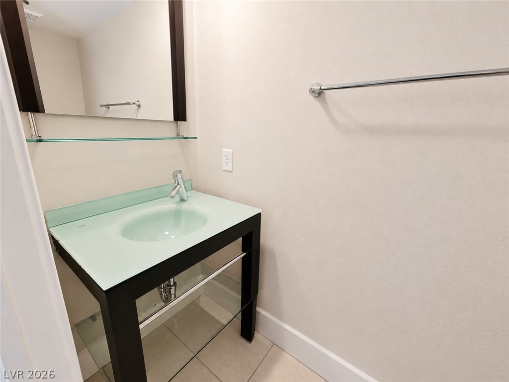 Photo 14 of 24, 9050 W Tropicana Avenue #1163