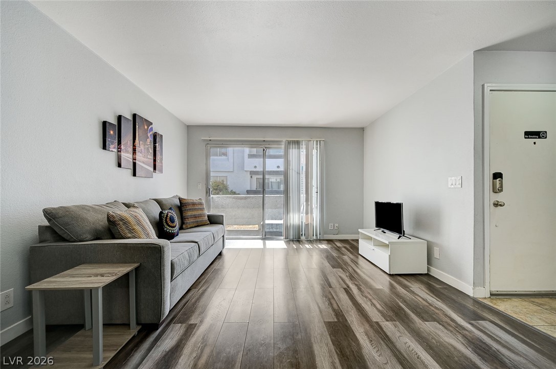 Photo 6 of 21, 1455 E Katie Avenue #D11