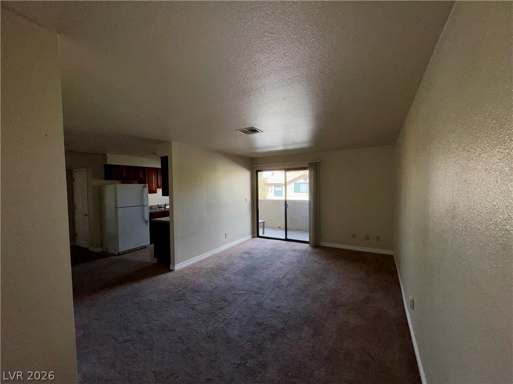 Photo 29 of 32, 2451 N Rainbow Boulevard #2004