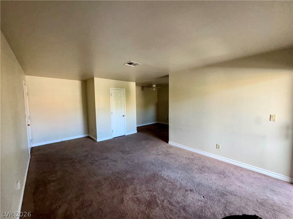 Photo 11 of 32, 2451 N Rainbow Boulevard #2004