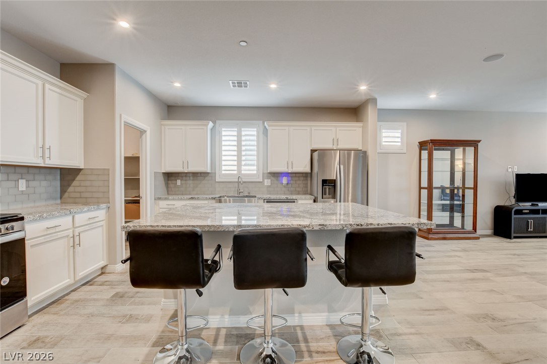 Photo 9 of 47, 181 Rancho Oro Place