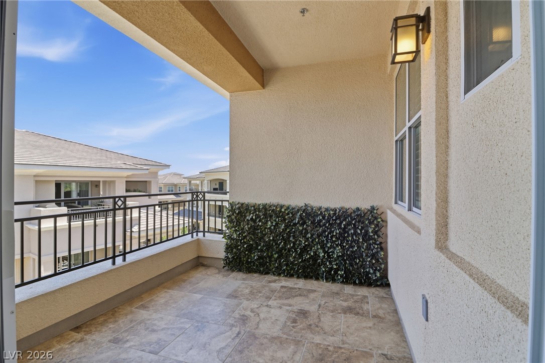 Photo 58 of 98, 9207 Tesoras Drive #401