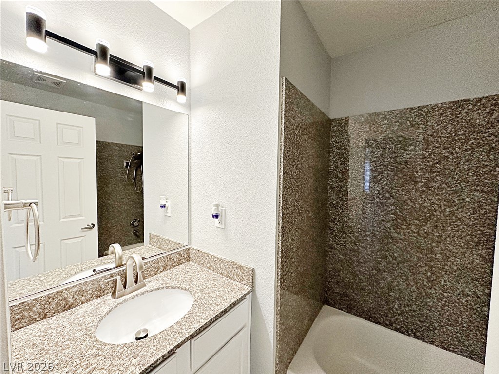 Photo 21 of 32, 5080 Indian River Drive #400