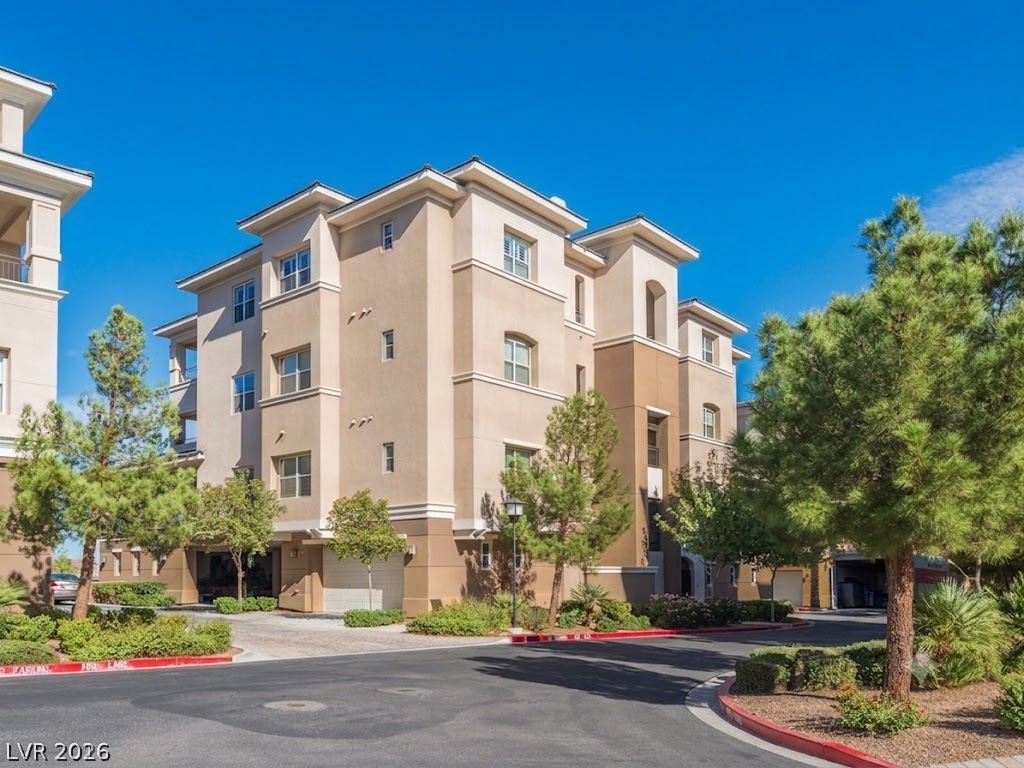 9212 Tesoras Drive #202, Las Vegas 89144