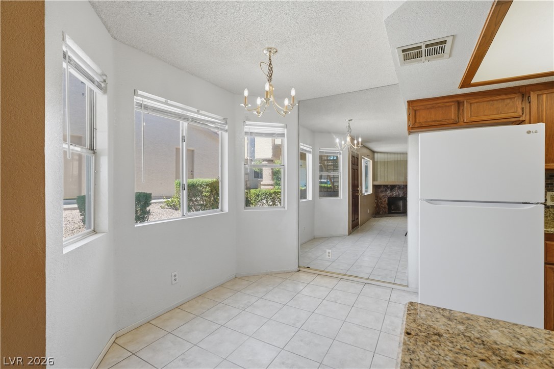 Photo 5 of 925 Sulphur Springs Lane #101