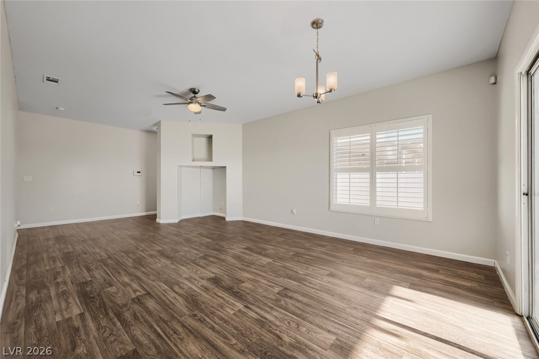 Photo 9 of 31, 2726 Wood Drift Street