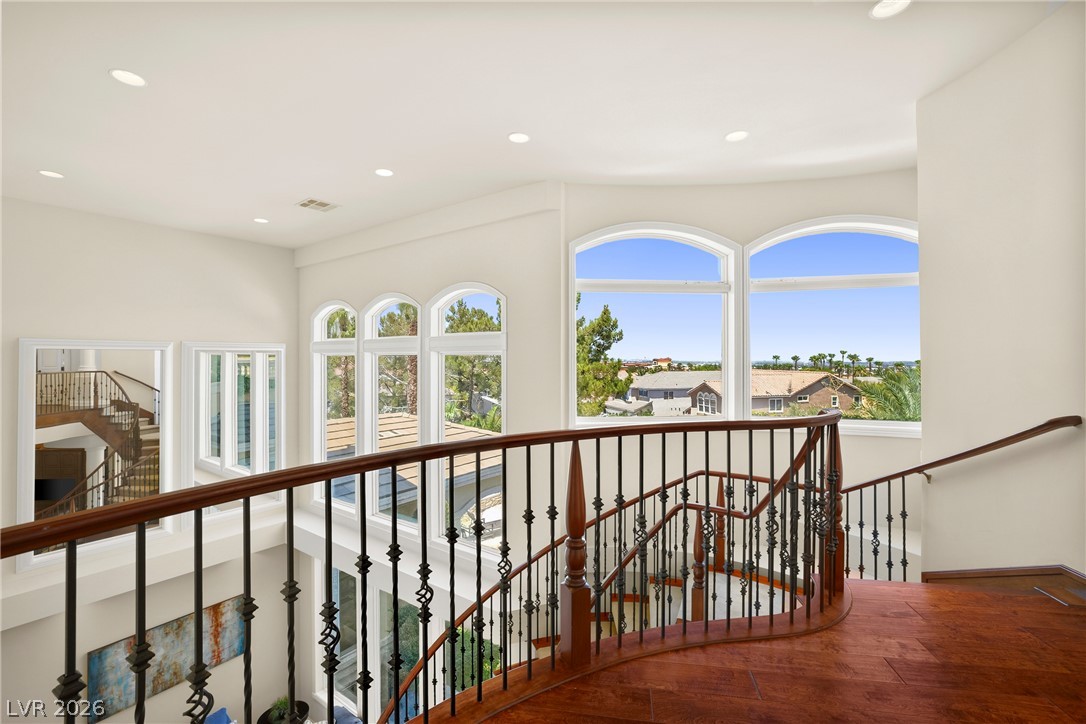 Photo 42 of 87, 2276 Candlestick Avenue