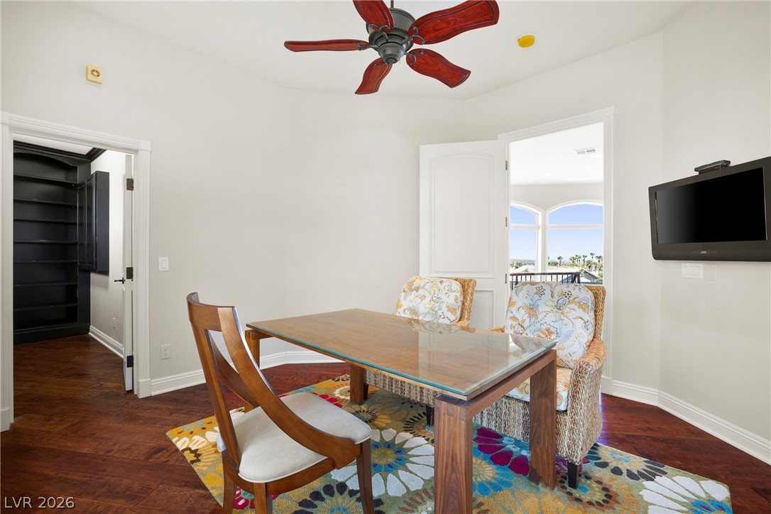 Photo 40 of 87, 2276 Candlestick Avenue