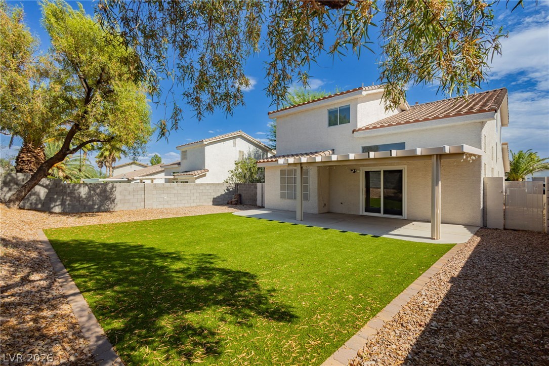 Photo 36 of 40, 8216 Hollister Avenue