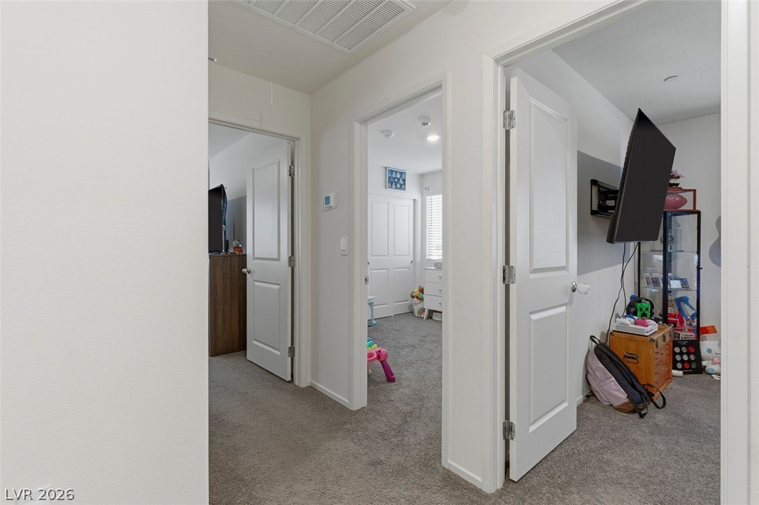 Photo 26 of 43, 4760 Equinox Sky Avenue #2