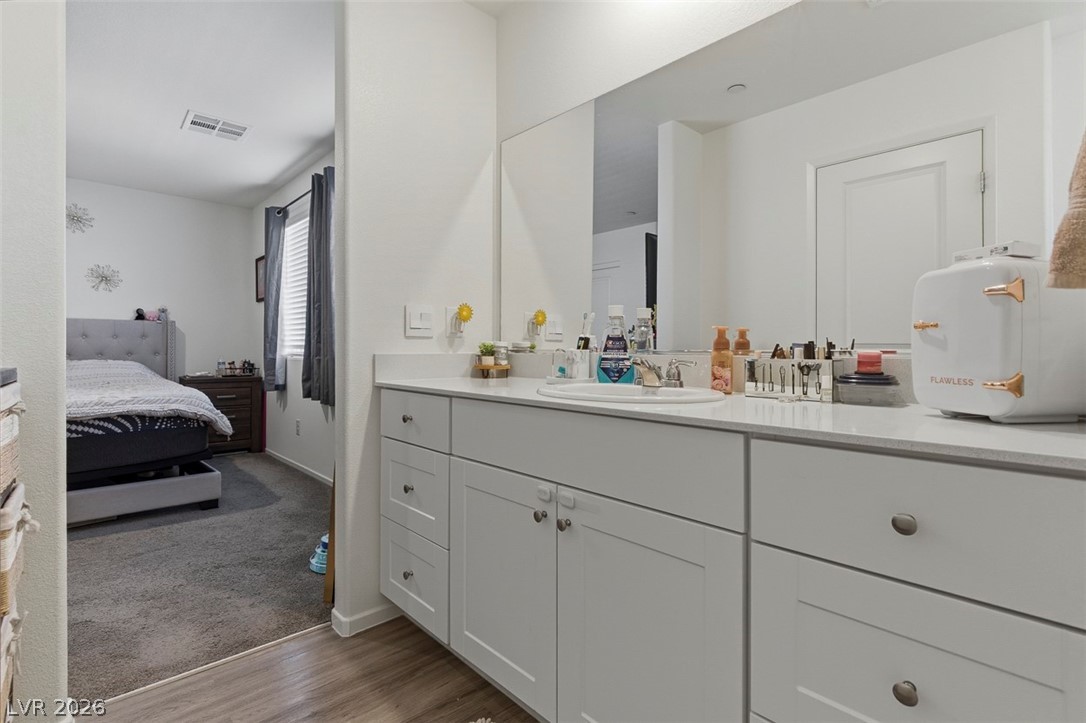 Photo 29 of 43, 4760 Equinox Sky Avenue #2