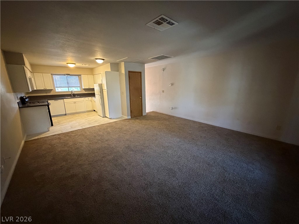 Photo 10 of 22, 3417 Civic Center #F