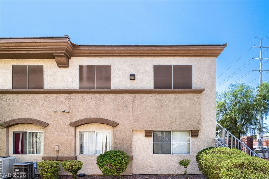Photo 5 of 3400 Cabana Drive #2127
