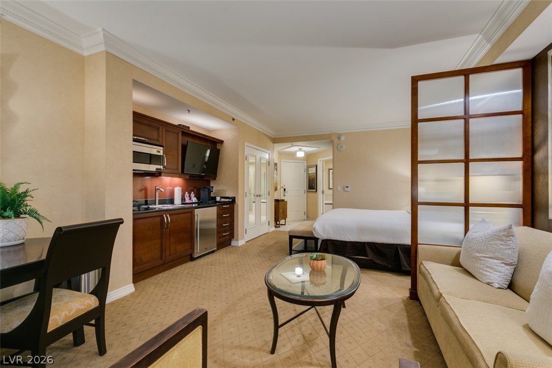 Photo 18 of 44, 145 E HARMON Avenue #2015