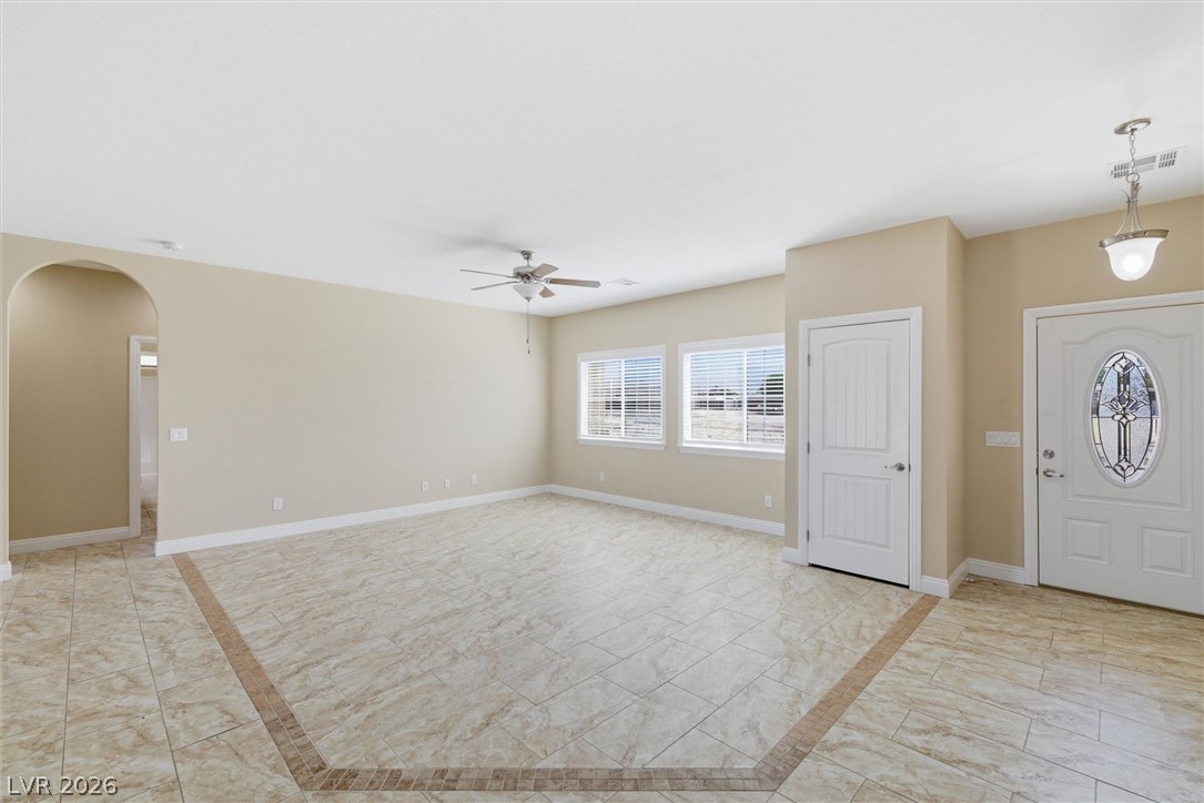 Photo 7 of 31, 4800 Honey Locust Drive