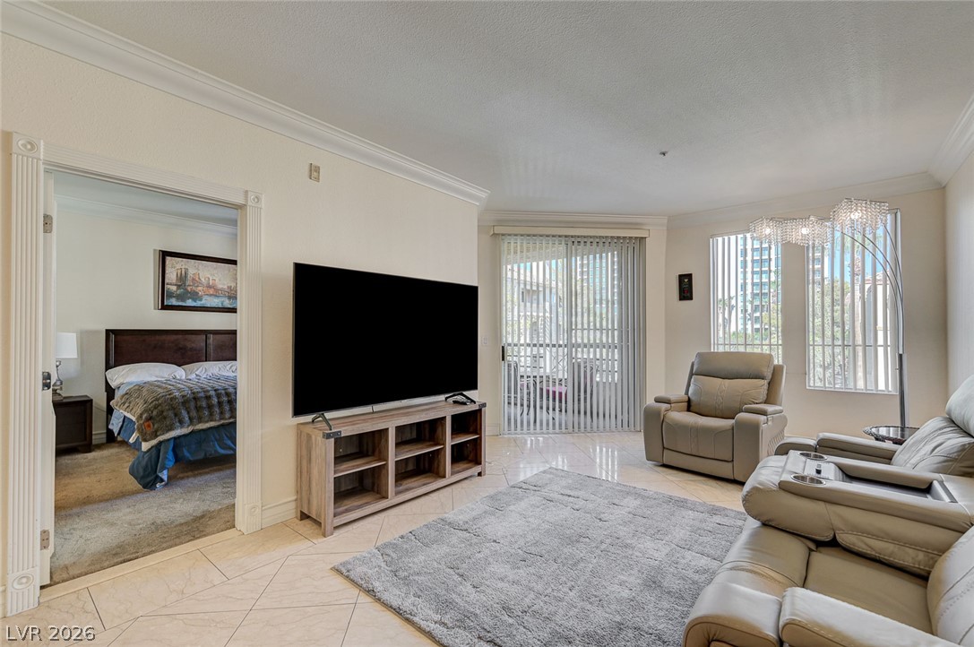 Photo 2 of 260 E Flamingo Road #304