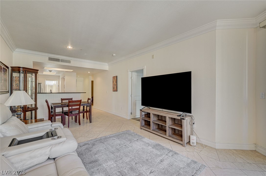 Photo 3 of 260 E Flamingo Road #304