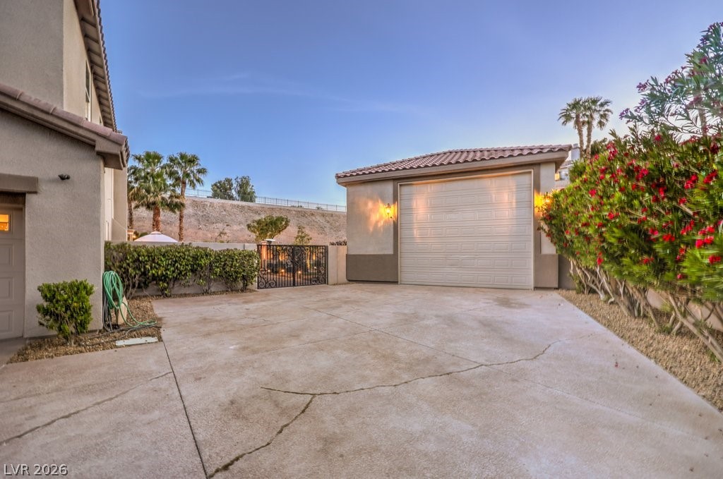 Photo 4 of 2849 Soaring Peak Avenue