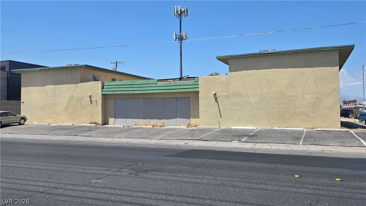 2405 McCarran Street, North Las Vegas 89030