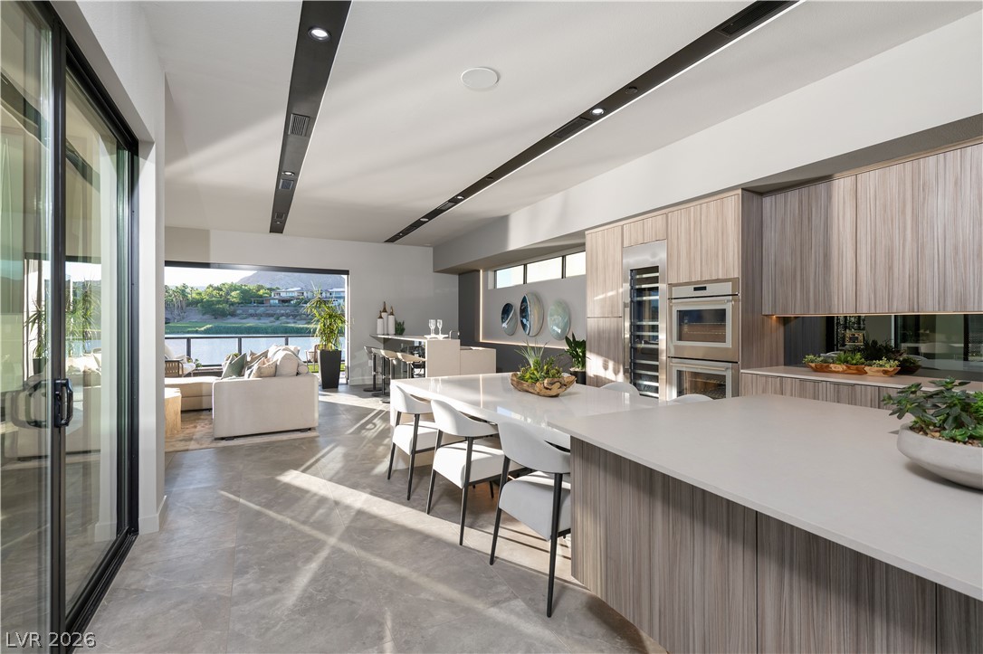 Photo 4 of 28 Heron Harbour Drive