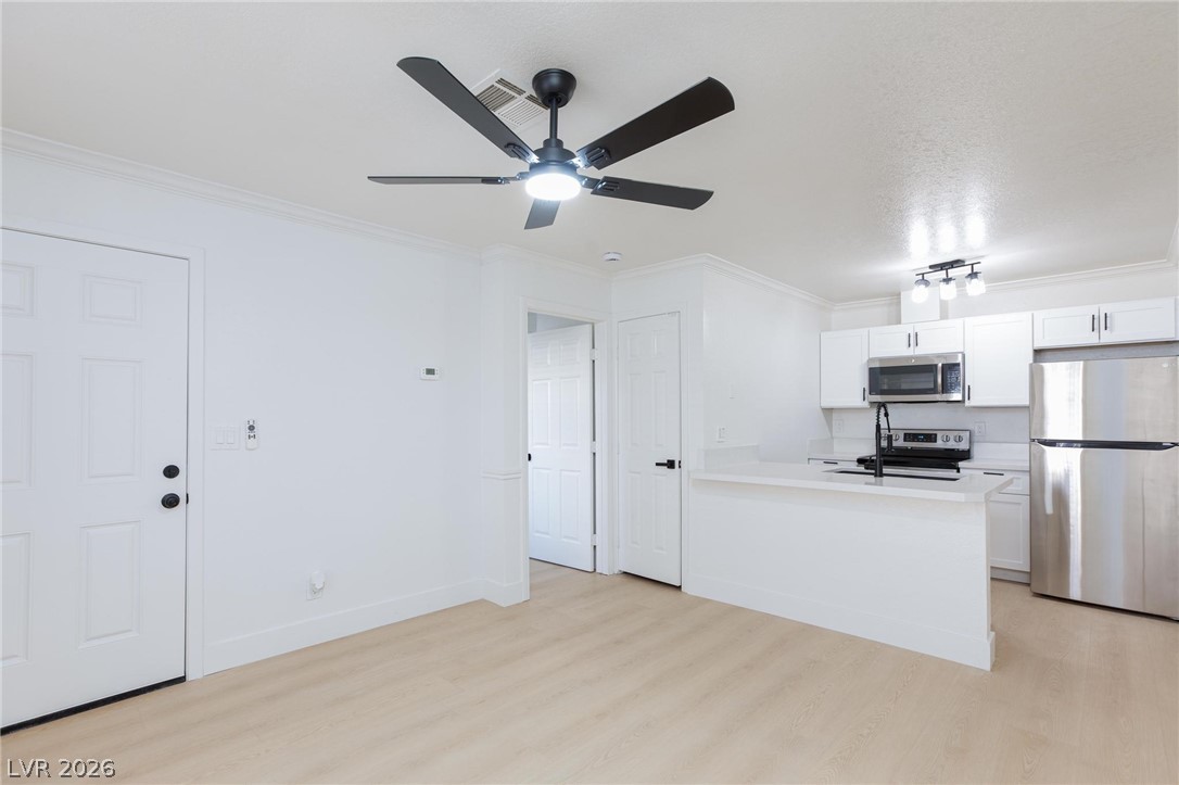Photo 5 of 3603 Di Salvo Drive #142