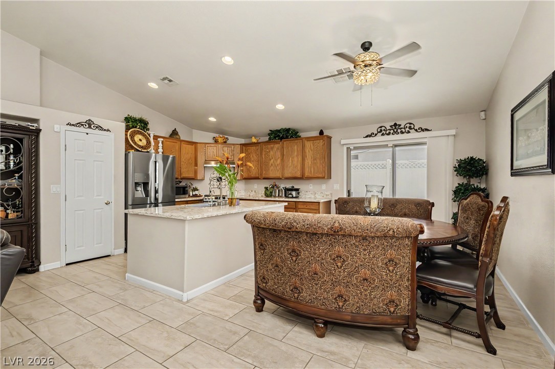 Photo 20 of 42, 717 Bright Lights Avenue
