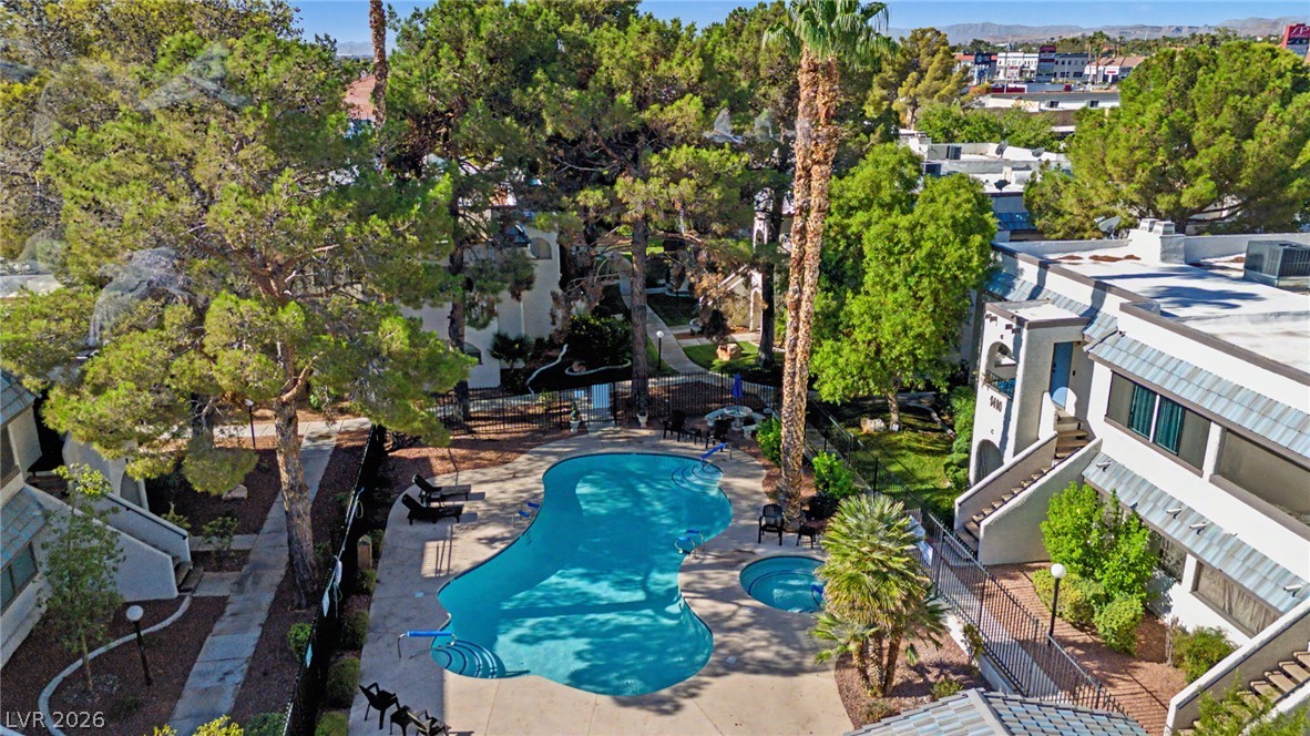 Photo 27 of 34, 1412 Santa Margarita Street #A
