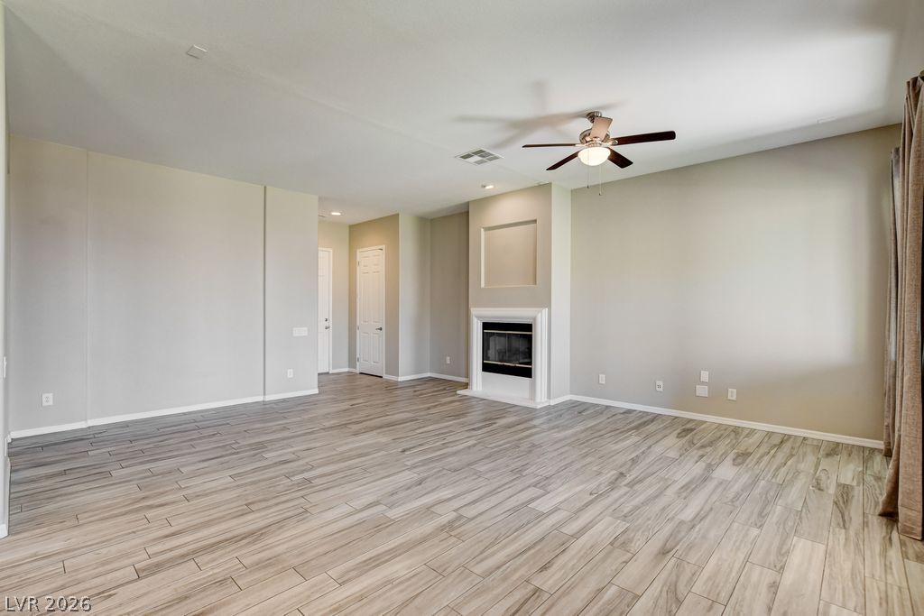 Photo 10 of 49, 2756 Leys Burnett Avenue