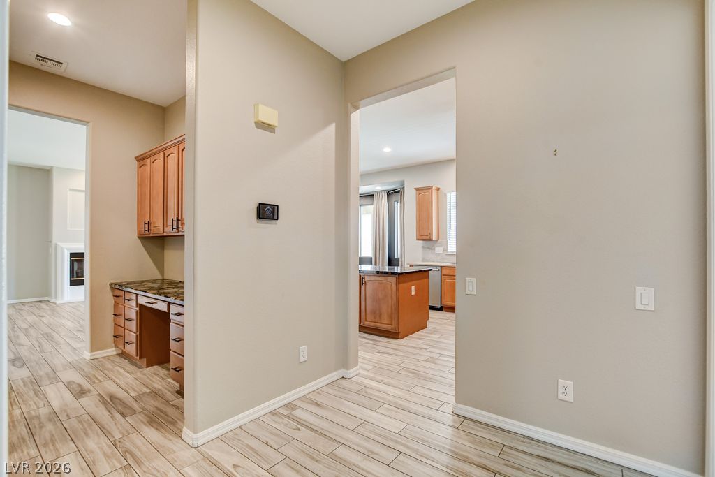 Photo 20 of 49, 2756 Leys Burnett Avenue