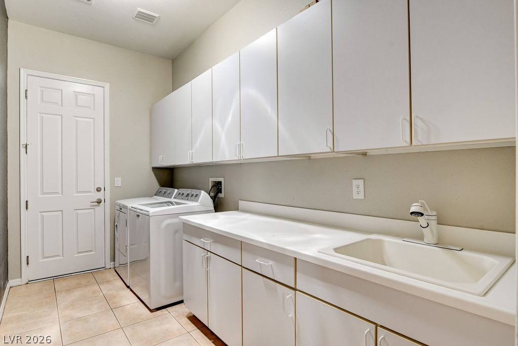 Photo 43 of 49, 2756 Leys Burnett Avenue