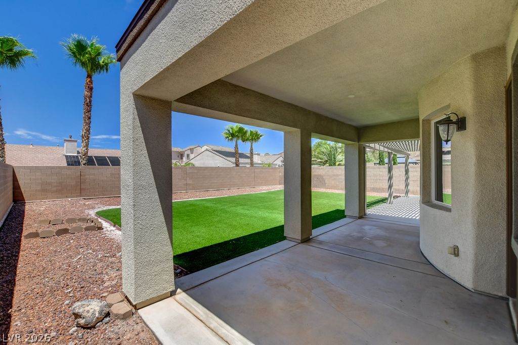 Photo 44 of 49, 2756 Leys Burnett Avenue