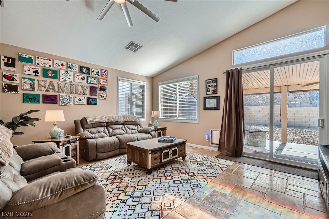 Photo 6 of 35, 707 Jane Eyre Place