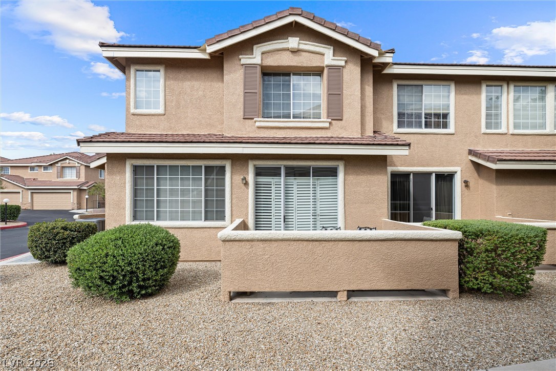 Photo 5 of 9901 NW Trailwood Drive #1140