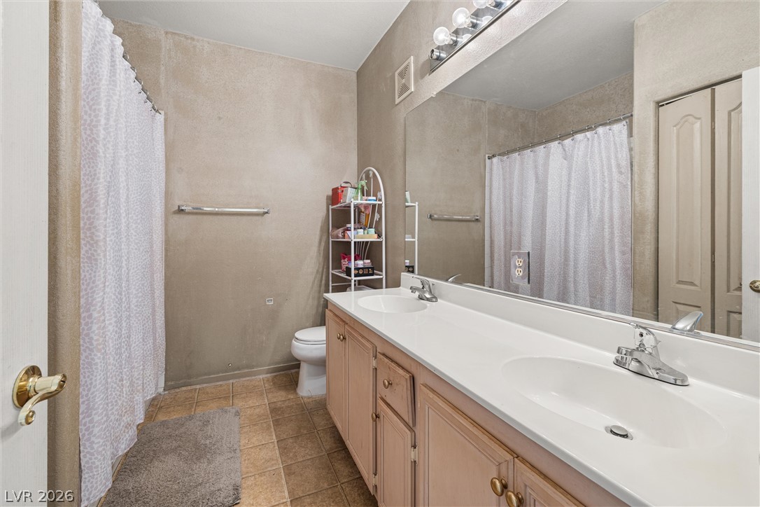 Photo 22 of 39, 9901 NW Trailwood Drive #1140