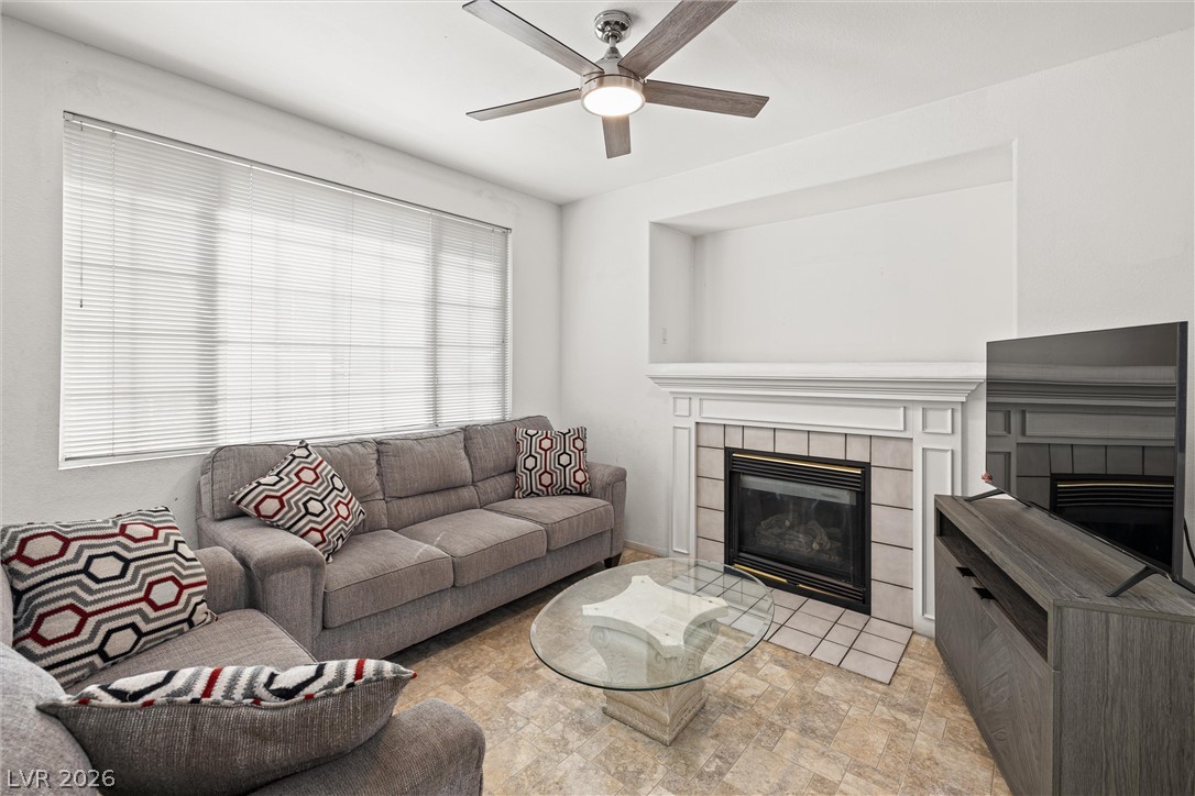 Photo 14 of 39, 9901 NW Trailwood Drive #1140