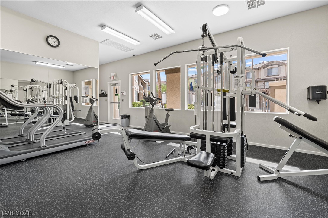 Photo 33 of 39, 9901 NW Trailwood Drive #1140