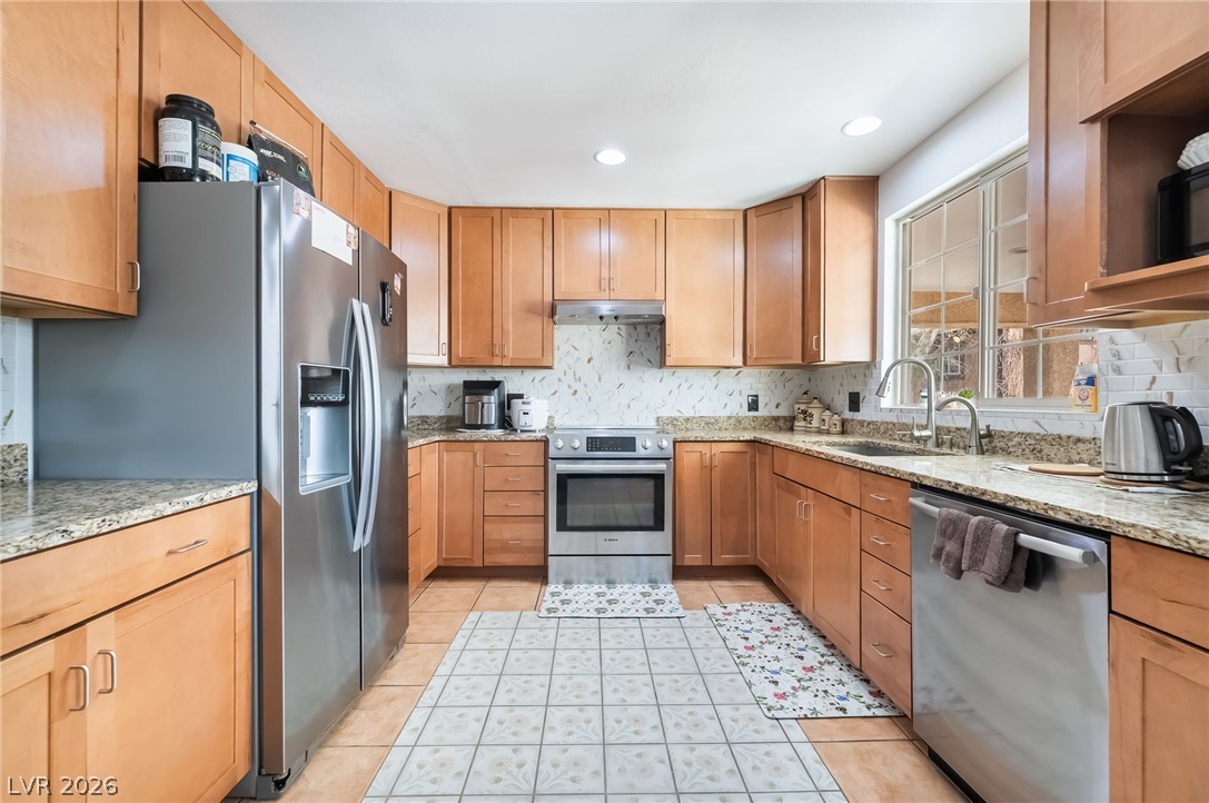 Photo 15 of 32, 5034 Rappahanock Street