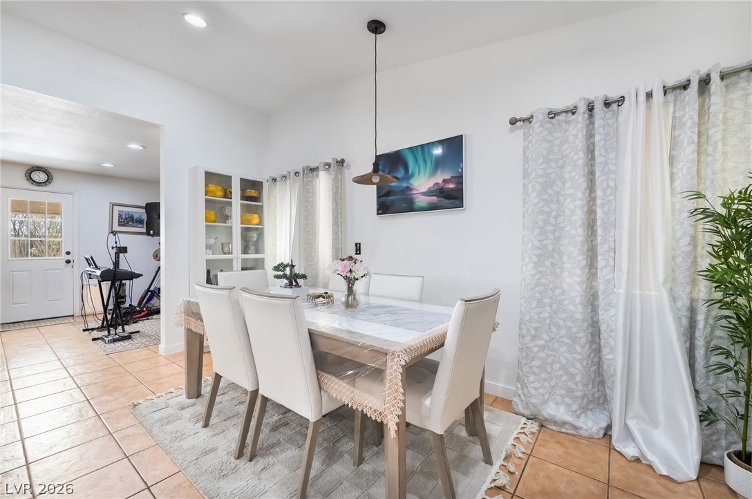 Photo 9 of 32, 5034 Rappahanock Street