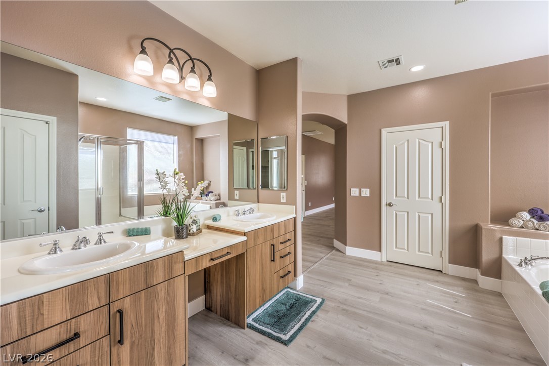 Photo 27 of 39, 11462 Bargetto Court
