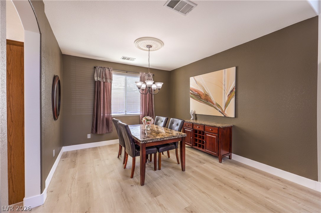 Photo 7 of 39, 11462 Bargetto Court