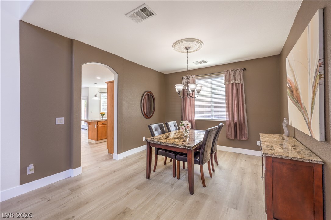 Photo 8 of 39, 11462 Bargetto Court